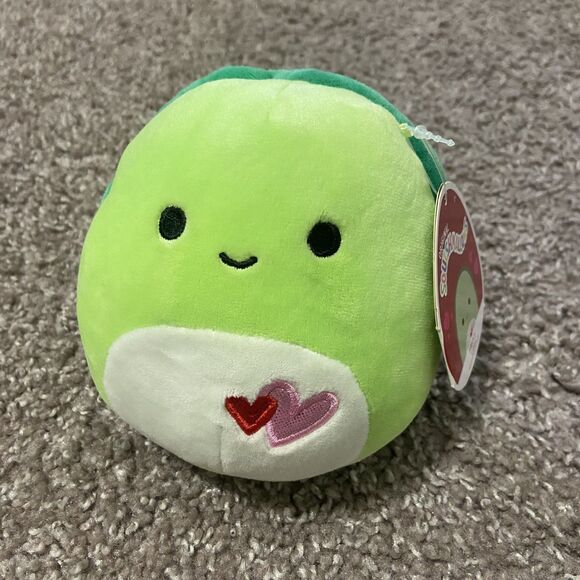 Henry Turtle Valentines Day Mini Squishmallow - Picture 1 of 4